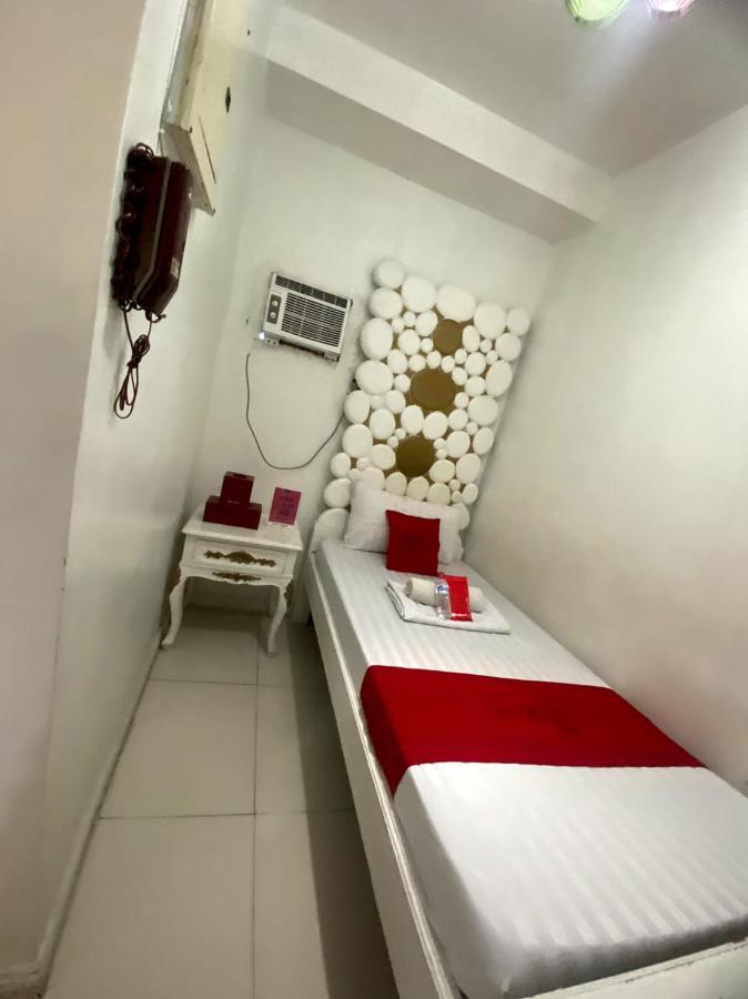 Oyo 104 Manila Venetian Hotel Ngoại thất bức ảnh