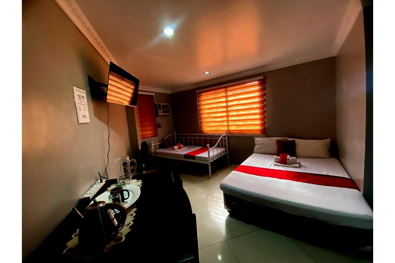 Oyo 104 Manila Venetian Hotel Ngoại thất bức ảnh